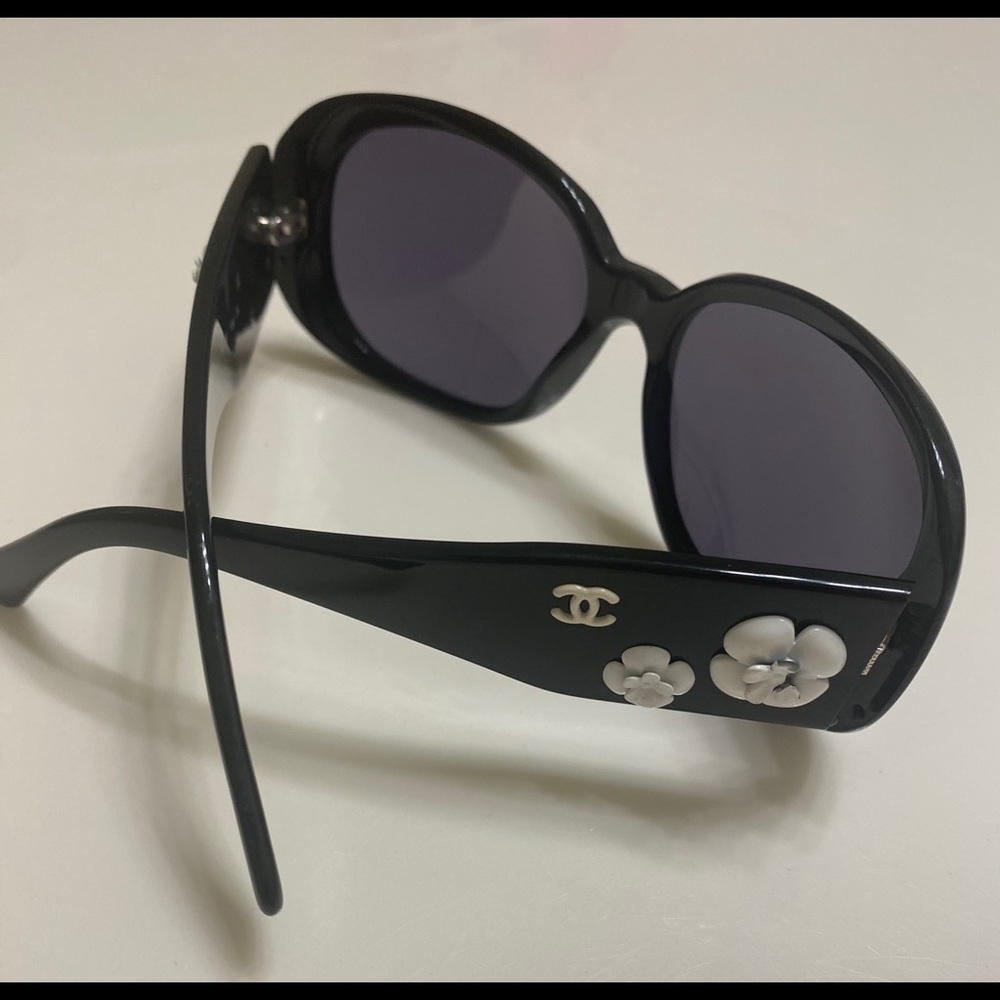 Authentic CHANEL Sunglasses